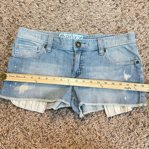 Y2K Roxy Low Rise jeans shorts size 9 - Picture 7 of 9